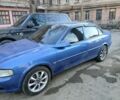 Синий Опель Вектра, объемом двигателя 1.8 л и пробегом 220 тыс. км за 2600 $, фото 2 на Automoto.ua