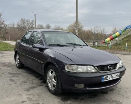 Синий Опель Вектра, объемом двигателя 2 л и пробегом 300 тыс. км за 1800 $, фото 3 на Automoto.ua