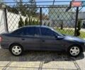 Синий Опель Вектра, объемом двигателя 1.8 л и пробегом 372 тыс. км за 2700 $, фото 4 на Automoto.ua