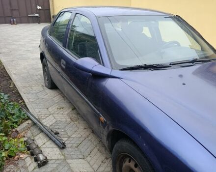Синій Опель Вектра, об'ємом двигуна 1.7 л та пробігом 280 тис. км за 1146 $, фото 3 на Automoto.ua
