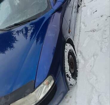 Синий Опель Вектра, объемом двигателя 1.6 л и пробегом 270 тыс. км за 800 $, фото 5 на Automoto.ua