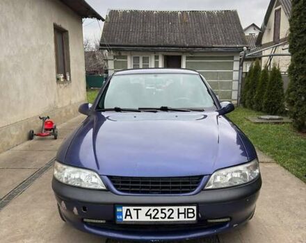 Синій Опель Вектра, об'ємом двигуна 2 л та пробігом 240 тис. км за 2600 $, фото 2 на Automoto.ua