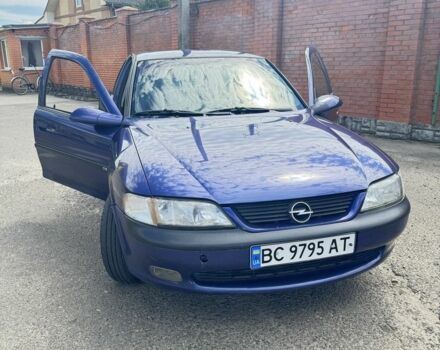 Синій Опель Вектра, об'ємом двигуна 1.8 л та пробігом 247 тис. км за 1999 $, фото 7 на Automoto.ua