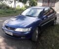 Синий Опель Вектра, объемом двигателя 1.8 л и пробегом 390 тыс. км за 2300 $, фото 4 на Automoto.ua