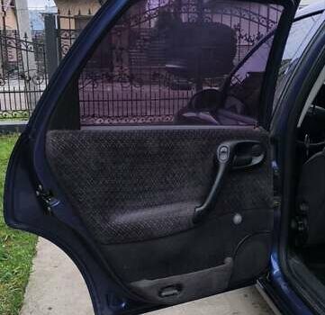 Синій Опель Вектра, об'ємом двигуна 2 л та пробігом 240 тис. км за 2600 $, фото 12 на Automoto.ua