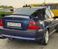 Синий Опель Вектра, объемом двигателя 2 л и пробегом 300 тыс. км за 1500 $, фото 7 на Automoto.ua