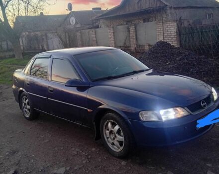 Синий Опель Вектра, объемом двигателя 1.6 л и пробегом 281 тыс. км за 2600 $, фото 5 на Automoto.ua