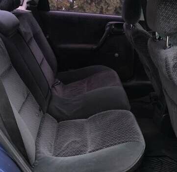 Синій Опель Вектра, об'ємом двигуна 2 л та пробігом 240 тис. км за 2600 $, фото 8 на Automoto.ua