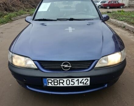 Синій Опель Вектра, об'ємом двигуна 1.7 л та пробігом 300 тис. км за 1190 $, фото 3 на Automoto.ua