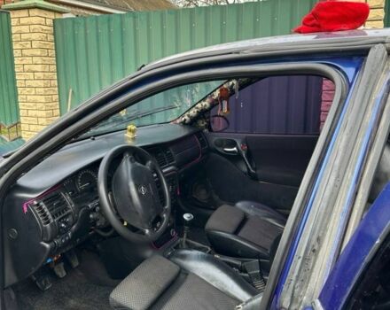 Синий Опель Вектра, объемом двигателя 2.5 л и пробегом 330 тыс. км за 2800 $, фото 7 на Automoto.ua