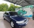 Синий Опель Вектра, объемом двигателя 1.6 л и пробегом 150 тыс. км за 2100 $, фото 1 на Automoto.ua
