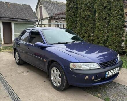 Синій Опель Вектра, об'ємом двигуна 2 л та пробігом 240 тис. км за 2600 $, фото 1 на Automoto.ua