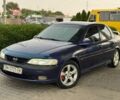Синий Опель Вектра, объемом двигателя 2 л и пробегом 300 тыс. км за 1500 $, фото 1 на Automoto.ua