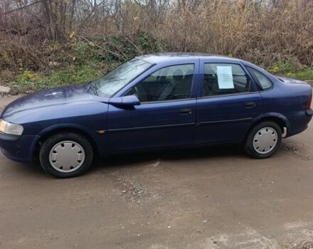 Синій Опель Вектра, об'ємом двигуна 1.7 л та пробігом 300 тис. км за 1190 $, фото 2 на Automoto.ua