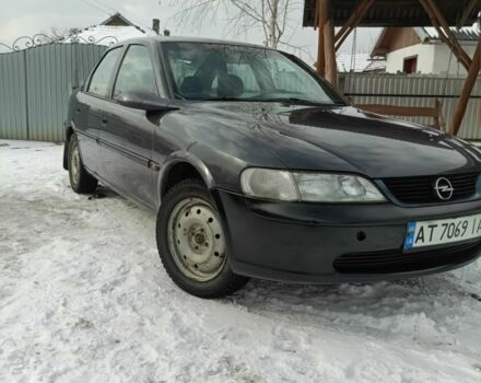 Синій Опель Вектра, об'ємом двигуна 1.6 л та пробігом 123 тис. км за 1400 $, фото 3 на Automoto.ua