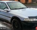 Синий Опель Вектра, объемом двигателя 18 л и пробегом 200 тыс. км за 1900 $, фото 1 на Automoto.ua
