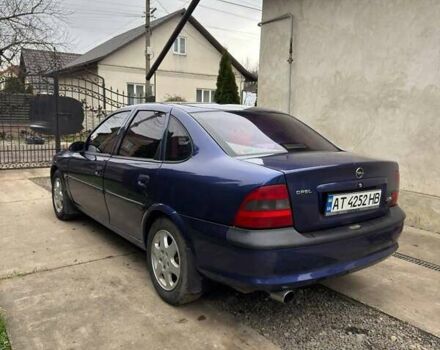 Синій Опель Вектра, об'ємом двигуна 2 л та пробігом 240 тис. км за 2600 $, фото 4 на Automoto.ua