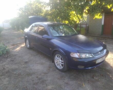 Синий Опель Вектра, объемом двигателя 1 л и пробегом 2 тыс. км за 1100 $, фото 8 на Automoto.ua