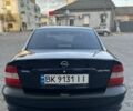 Синий Опель Вектра, объемом двигателя 2 л и пробегом 260 тыс. км за 3200 $, фото 3 на Automoto.ua