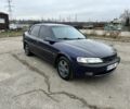 Синий Опель Вектра, объемом двигателя 2 л и пробегом 300 тыс. км за 1600 $, фото 1 на Automoto.ua