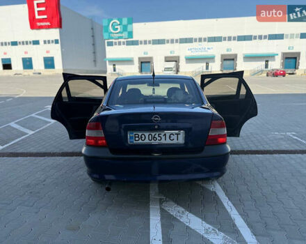 Синий Опель Вектра, объемом двигателя 1.6 л и пробегом 177 тыс. км за 2800 $, фото 10 на Automoto.ua