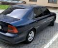 Синий Опель Вектра, объемом двигателя 2 л и пробегом 500 тыс. км за 2600 $, фото 6 на Automoto.ua