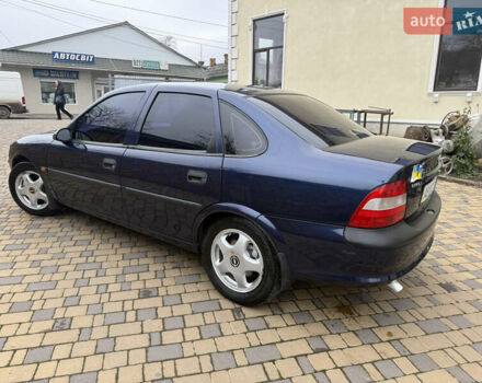 Синій Опель Вектра, об'ємом двигуна 2 л та пробігом 248 тис. км за 2550 $, фото 24 на Automoto.ua