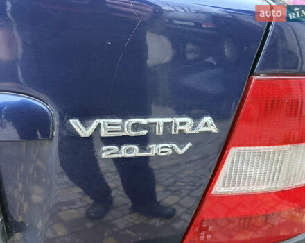 Синій Опель Вектра, об'ємом двигуна 2 л та пробігом 248 тис. км за 2650 $, фото 27 на Automoto.ua