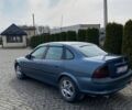 Синій Опель Вектра, об'ємом двигуна 1.8 л та пробігом 400 тис. км за 2700 $, фото 2 на Automoto.ua