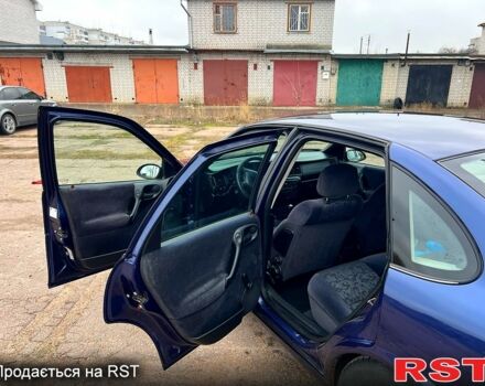 Синий Опель Вектра, объемом двигателя 2 л и пробегом 0 тыс. км за 3500 $, фото 6 на Automoto.ua