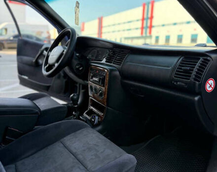 Синий Опель Вектра, объемом двигателя 1.6 л и пробегом 177 тыс. км за 2800 $, фото 15 на Automoto.ua