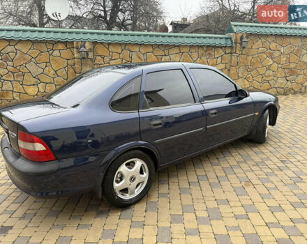 Синій Опель Вектра, об'ємом двигуна 2 л та пробігом 248 тис. км за 2550 $, фото 10 на Automoto.ua