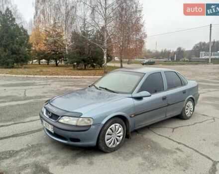 Синий Опель Вектра, объемом двигателя 1.6 л и пробегом 300 тыс. км за 2750 $, фото 1 на Automoto.ua