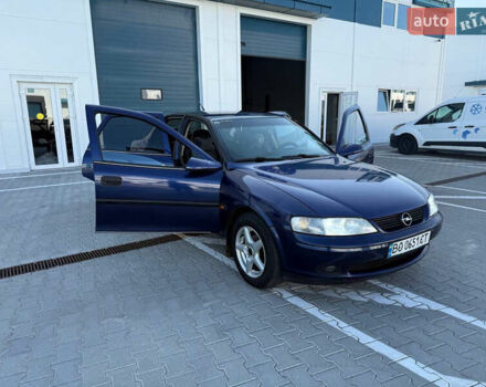 Синий Опель Вектра, объемом двигателя 1.6 л и пробегом 177 тыс. км за 2800 $, фото 6 на Automoto.ua