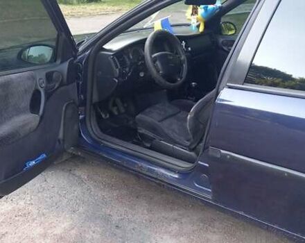 Синій Опель Вектра, об'ємом двигуна 2 л та пробігом 300 тис. км за 2200 $, фото 4 на Automoto.ua