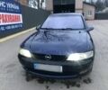 Синій Опель Вектра, об'ємом двигуна 2 л та пробігом 390 тис. км за 2400 $, фото 4 на Automoto.ua