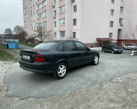Синий Опель Вектра, объемом двигателя 2 л и пробегом 100 тыс. км за 850 $, фото 1 на Automoto.ua