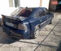 Синий Опель Вектра, объемом двигателя 2 л и пробегом 340 тыс. км за 1800 $, фото 2 на Automoto.ua