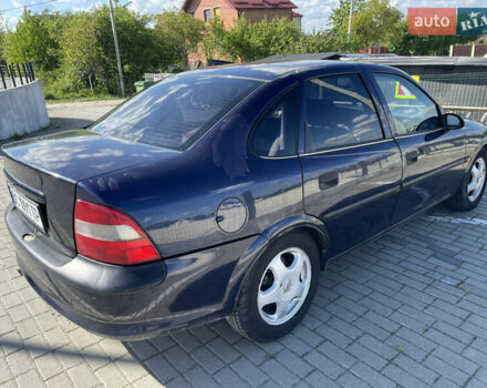 Синий Опель Вектра, объемом двигателя 1.6 л и пробегом 400 тыс. км за 1999 $, фото 10 на Automoto.ua