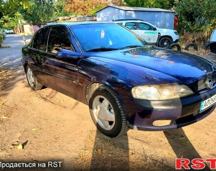 Синий Опель Вектра, объемом двигателя 1.6 л и пробегом 295 тыс. км за 2900 $, фото 3 на Automoto.ua