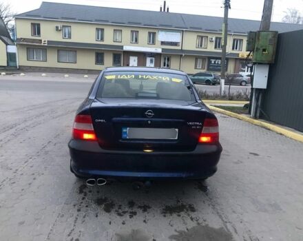 Синій Опель Вектра, об'ємом двигуна 2 л та пробігом 390 тис. км за 2400 $, фото 5 на Automoto.ua