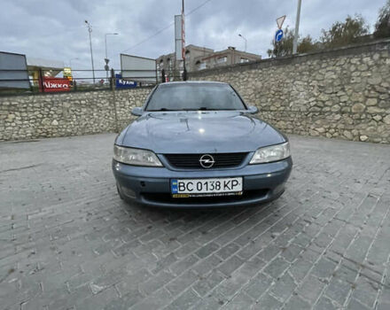 Синий Опель Вектра, объемом двигателя 2 л и пробегом 350 тыс. км за 1700 $, фото 5 на Automoto.ua