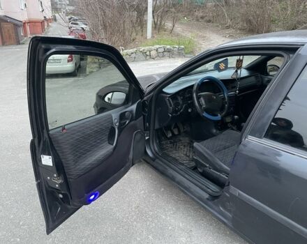 Синий Опель Вектра, объемом двигателя 2 л и пробегом 100 тыс. км за 850 $, фото 4 на Automoto.ua