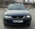 Синій Опель Вектра, об'ємом двигуна 2 л та пробігом 777 тис. км за 1700 $, фото 1 на Automoto.ua