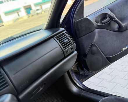 Синий Опель Вектра, объемом двигателя 1.6 л и пробегом 177 тыс. км за 2800 $, фото 23 на Automoto.ua