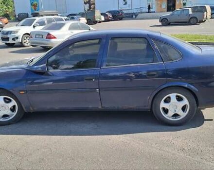 Синий Опель Вектра, объемом двигателя 1.6 л и пробегом 327 тыс. км за 2397 $, фото 3 на Automoto.ua