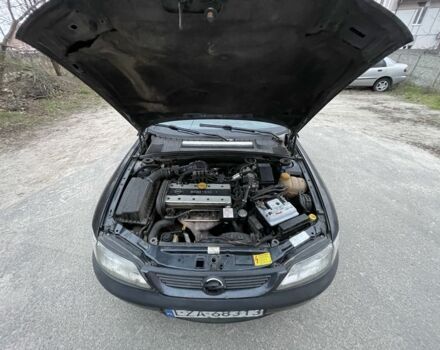 Синий Опель Вектра, объемом двигателя 2 л и пробегом 100 тыс. км за 850 $, фото 8 на Automoto.ua