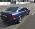 Синий Опель Вектра, объемом двигателя 0 л и пробегом 38 тыс. км за 2711 $, фото 2 на Automoto.ua
