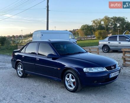 Синий Опель Вектра, объемом двигателя 1.6 л и пробегом 506 тыс. км за 2250 $, фото 17 на Automoto.ua