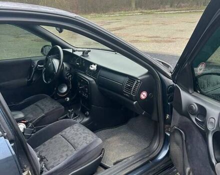 Синий Опель Вектра, объемом двигателя 1.6 л и пробегом 338 тыс. км за 2700 $, фото 5 на Automoto.ua